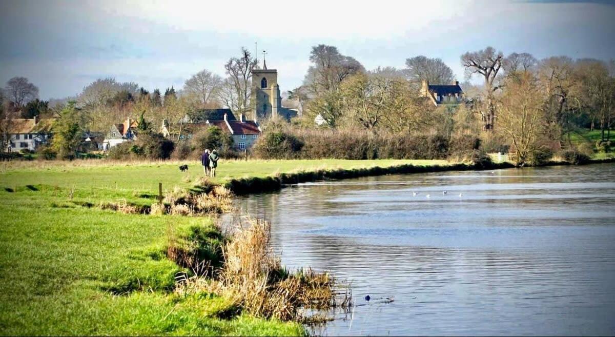 Honey Hill - 4 Bedroom Detached House Holiday home *